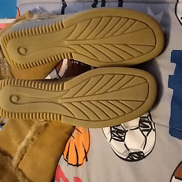 Victoria Spencer Leather Boots - Picture 5 of 6